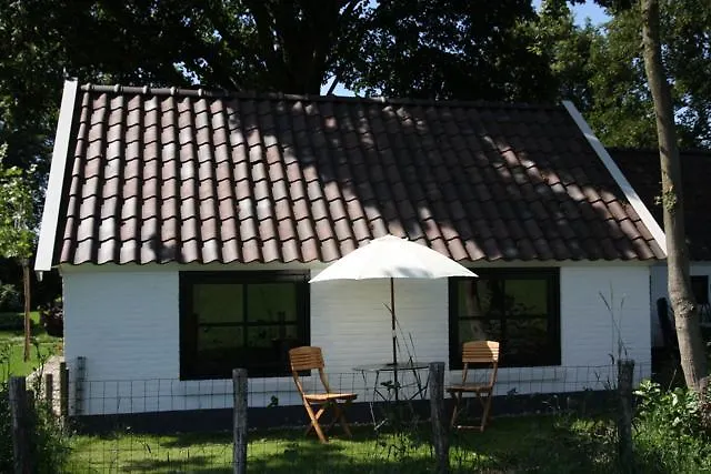 De Lindehoek Nocleg ze śniadaniem