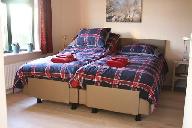 De Lindehoek Bed & Breakfast *